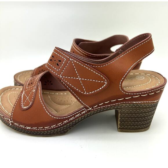 Women’s Ankle Strap Patricia Spring Step Brown Sandal NWT/Size 8 - Picture 2 of 8